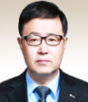 정윤모 사진